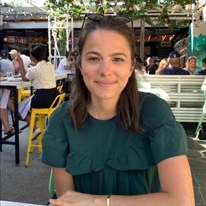 Meet your Posher, Hillary